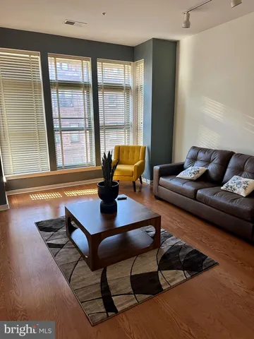 $995 | 1209 North Charles Street, Unit 209, Baltimore, MD 21201