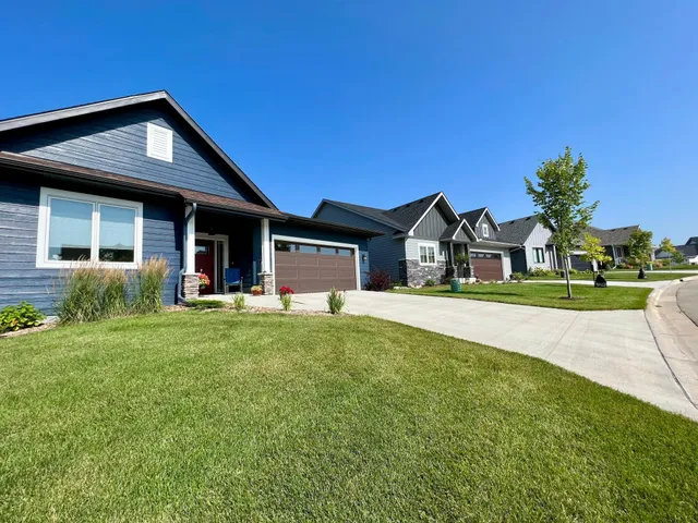 $512,000 | 2015 Erie Drive, Northfield, MN 55057