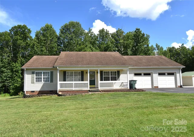 $256,000 | 1524 Belleview Drive Northeast, Conover, NC 28613