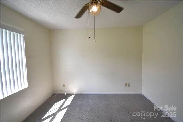 $256,000 | 1524 Belleview Drive Northeast, Conover, NC 28613