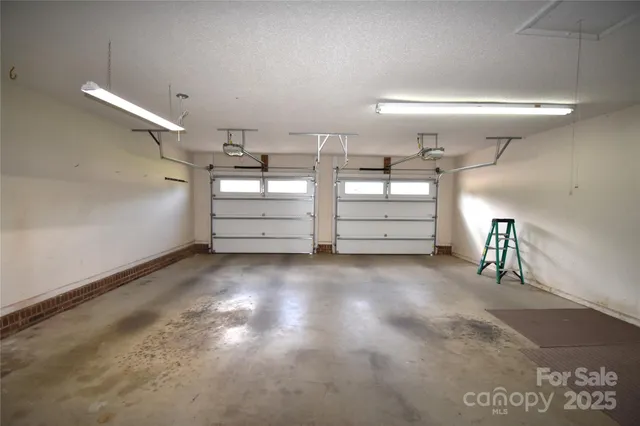 $256,000 | 1524 Belleview Drive Northeast, Conover, NC 28613