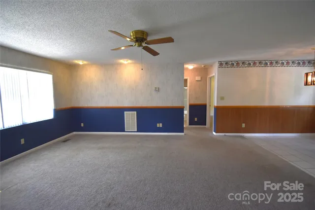 $256,000 | 1524 Belleview Drive Northeast, Conover, NC 28613