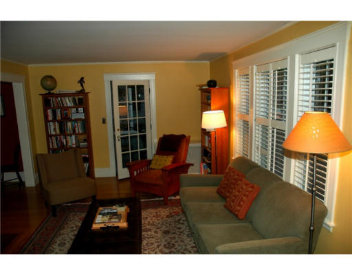 26 Prince Street Needham, MA 02492 - Photo 4 of 23 Gallery Image 4