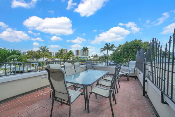 $3,275,000 | 1210 Bimini Lane, Singer Island, FL 33404