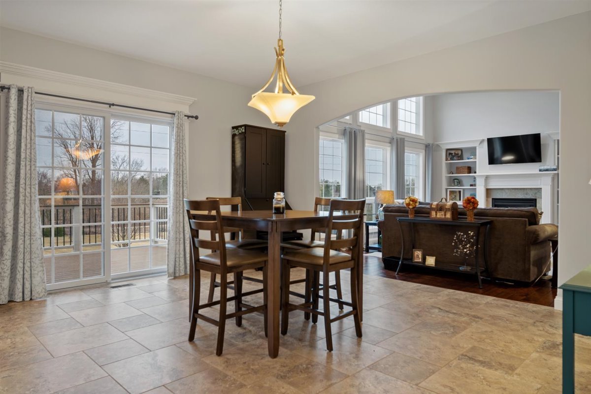 9439 Crossbow Drive Bloomington, IL 61705 - Photo 13 of 32