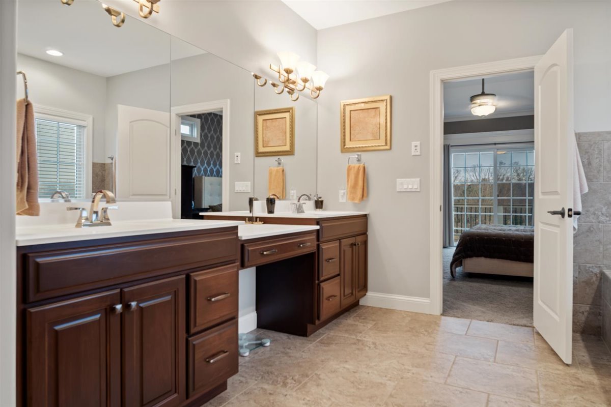 9439 Crossbow Drive Bloomington, IL 61705 - Photo 19 of 32