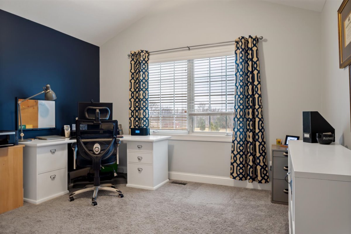 9439 Crossbow Drive Bloomington, IL 61705 - Photo 21 of 32