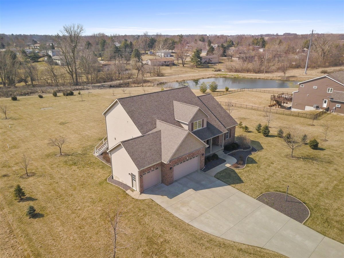 9439 Crossbow Drive Bloomington, IL 61705 - Photo 30 of 32