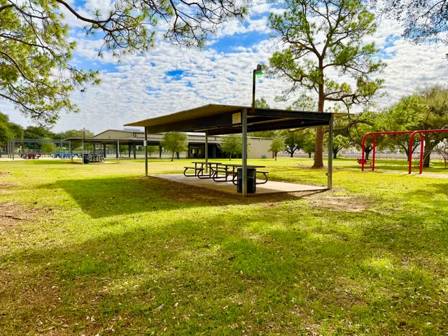 $130,000 | 9422 Galveston Street, Wallis, TX 77485