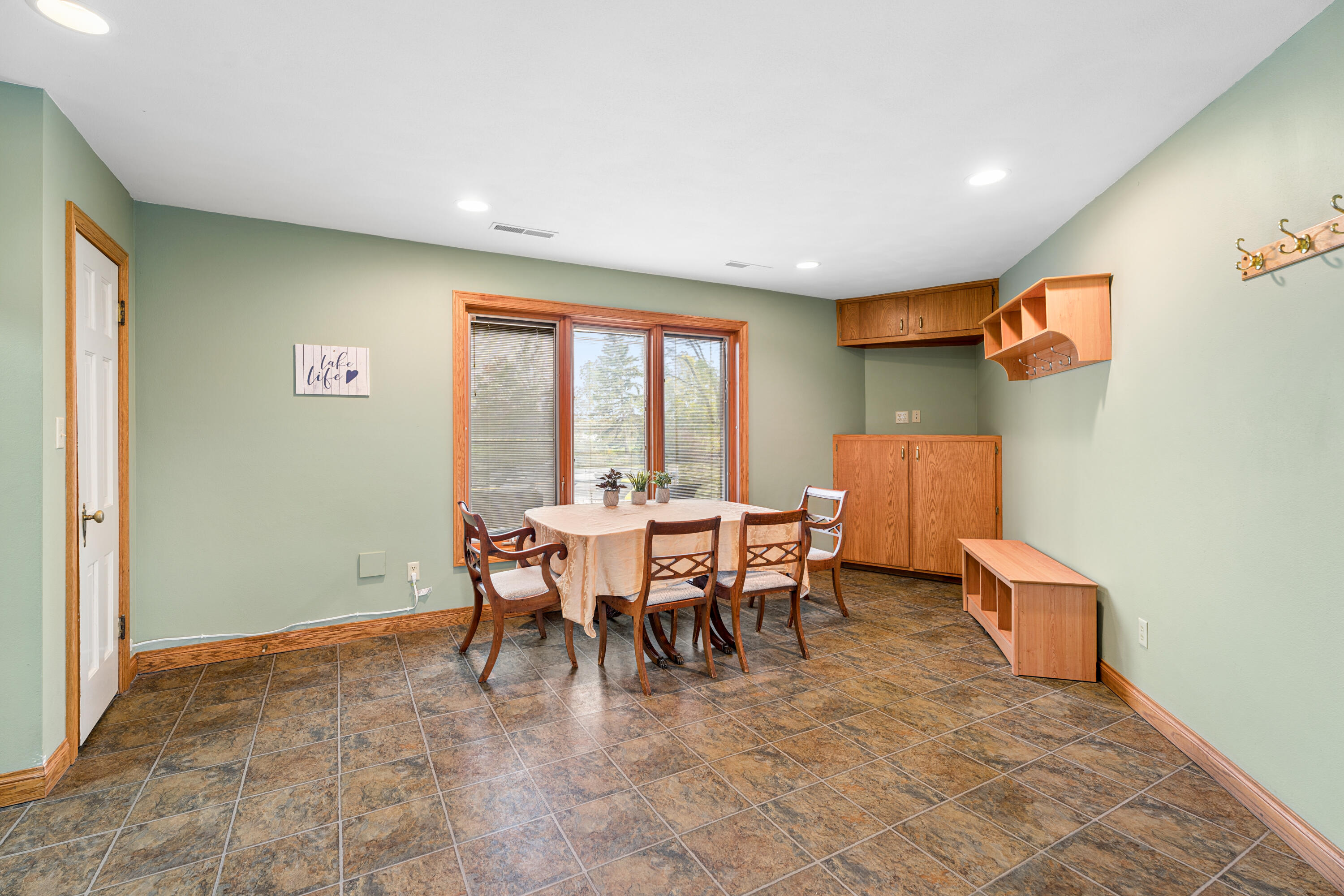 340 Lake Road Menasha, WI 54952 - Photo 40 of 76 Bonus Room Off of garage