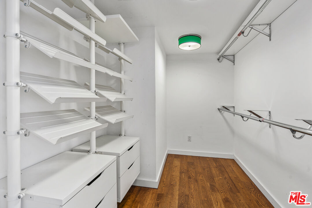 815 Hampton Drive, Unit 4 Venice, CA 90291 - Photo 18 of 18