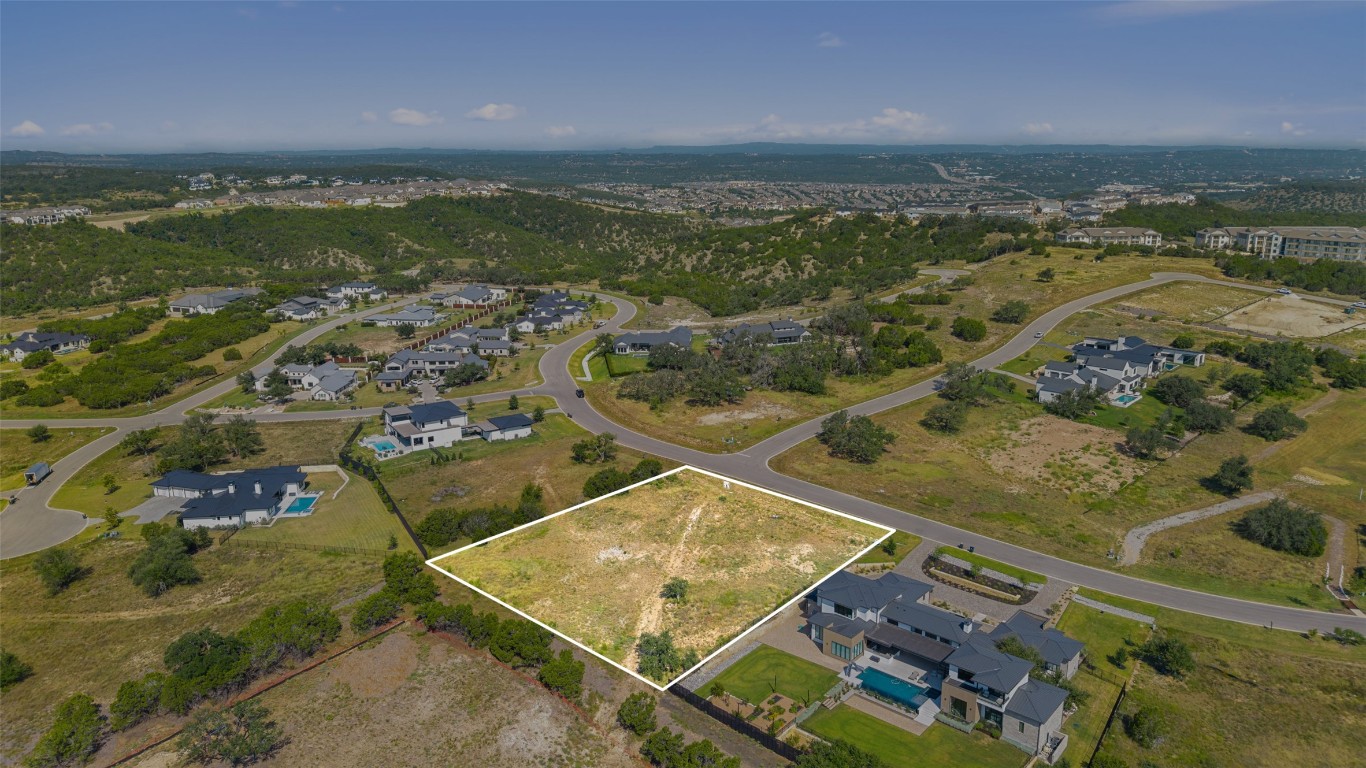 5913 Madrone Tree Lane Austin, TX 78738 - Photo 2 of 15