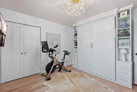 $599,000 | 4966 Coquina Key Drive Southeast, St. Petersburg, FL 33705