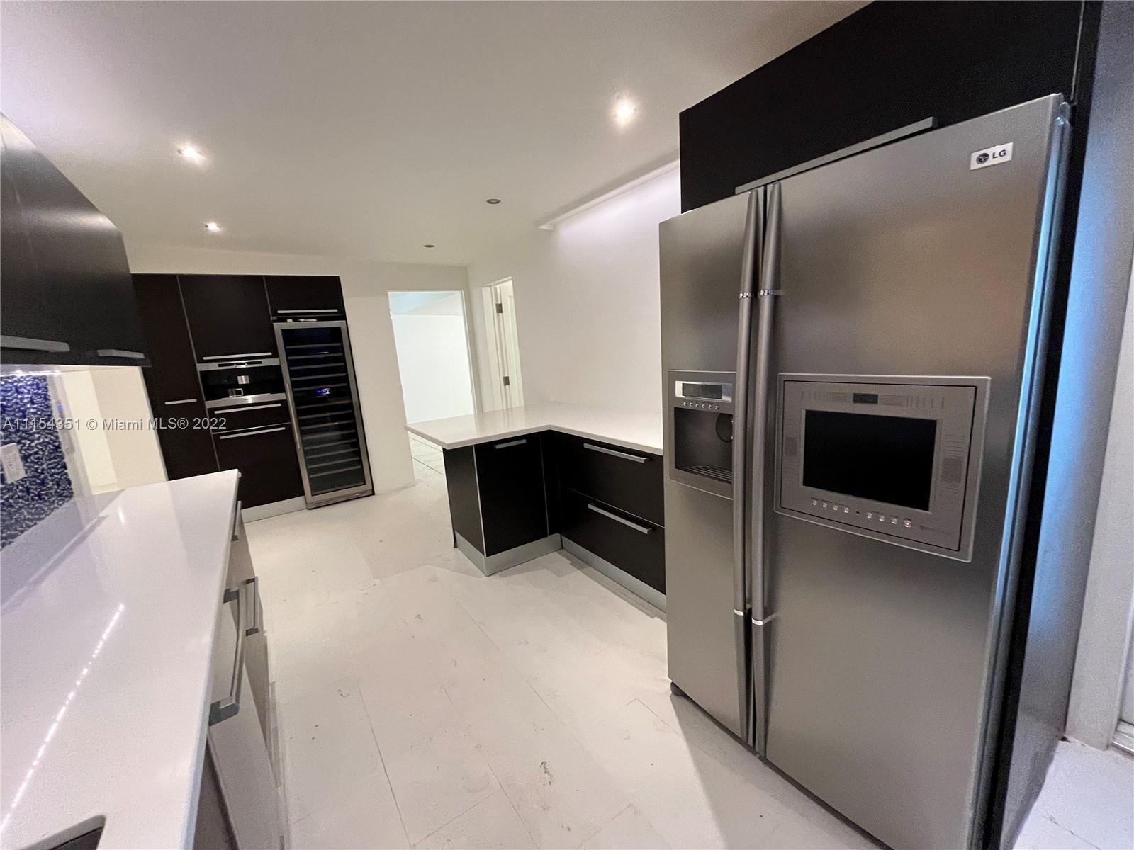 Biscayne Park Biscayne Park, FL 33161 - Photo 14 of 24