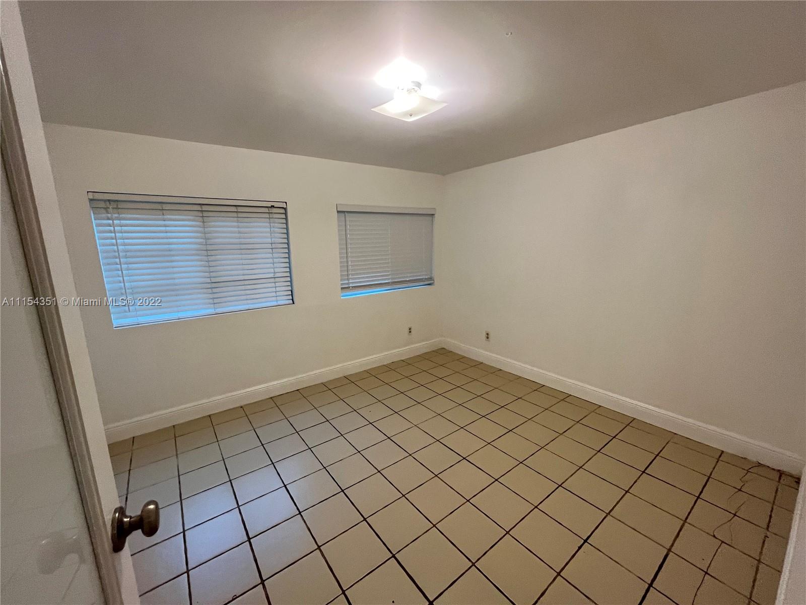 Biscayne Park Biscayne Park, FL 33161 - Photo 16 of 24