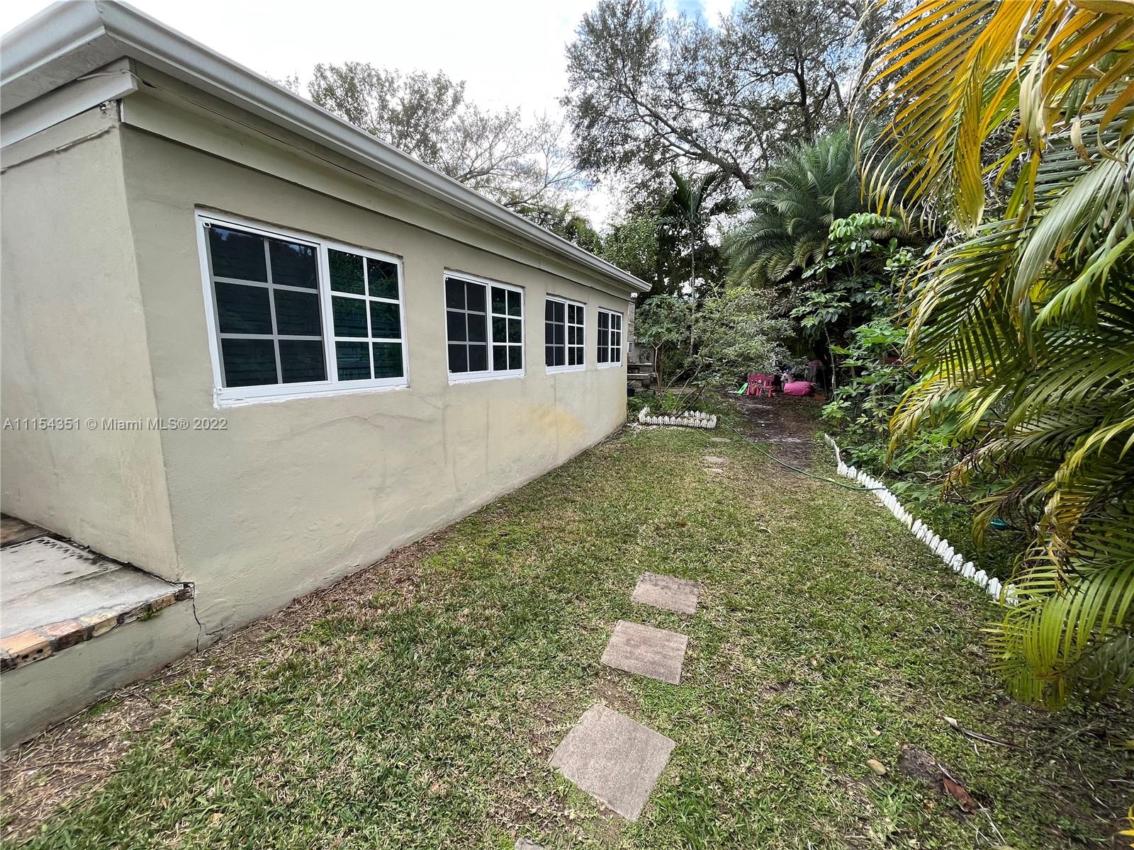 Biscayne Park Biscayne Park, FL 33161 - Photo 21 of 24