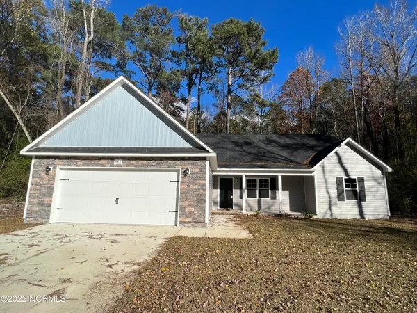 $1,600 | 642 Walnut Drive, Jacksonville, NC 28540