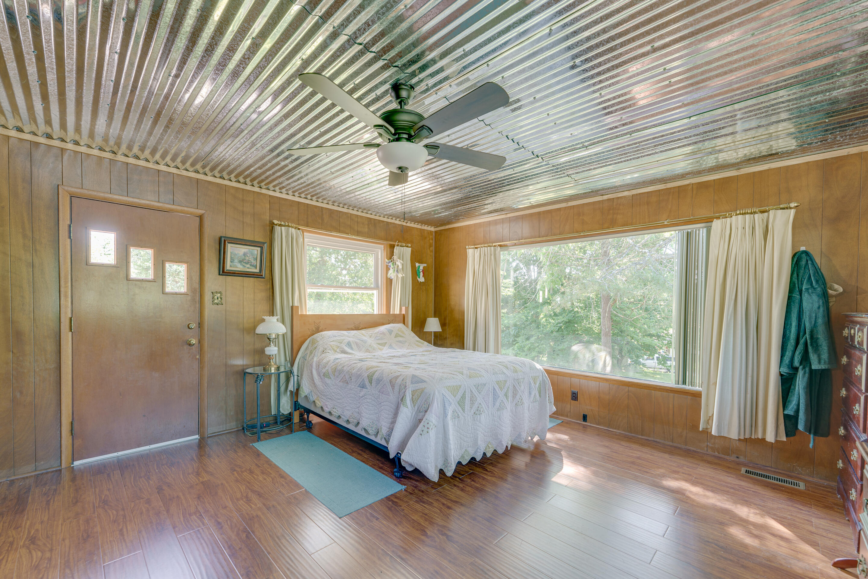 103 Dixie Lane Oak Ridge, TN 37830 - Photo 5 of 22 master bed