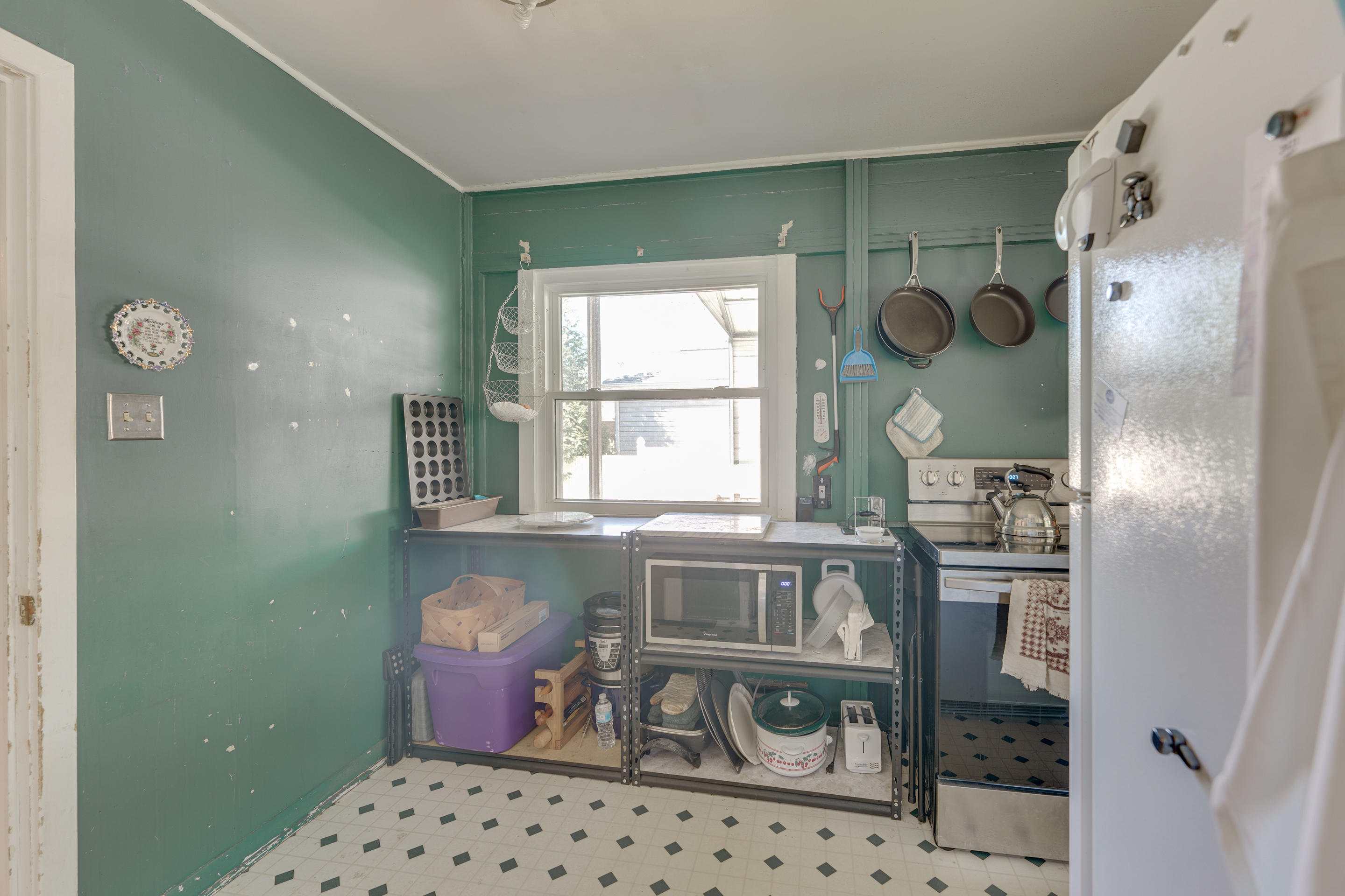103 Dixie Lane Oak Ridge, TN 37830 - Photo 7 of 22 kitchen 2