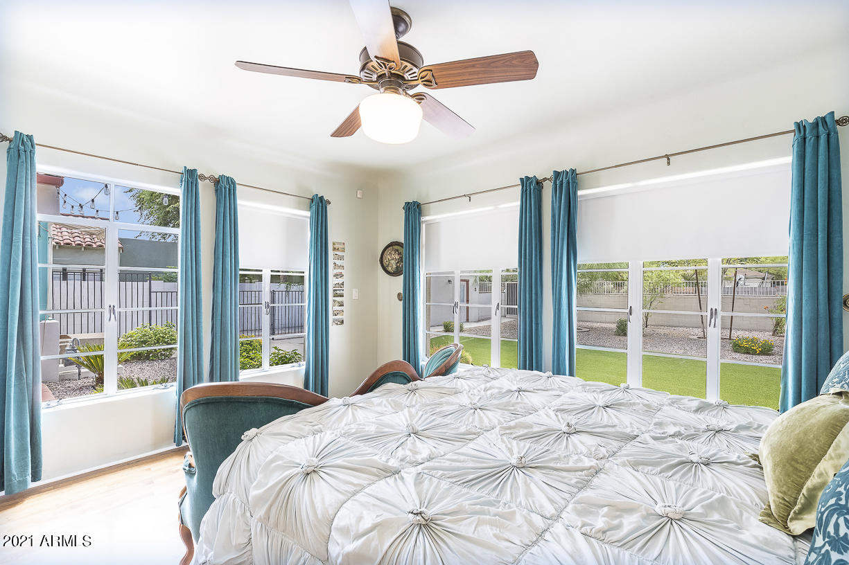 509 West Coronado Road Phoenix, AZ 85003 - Photo 22 of 37 Master bedroom