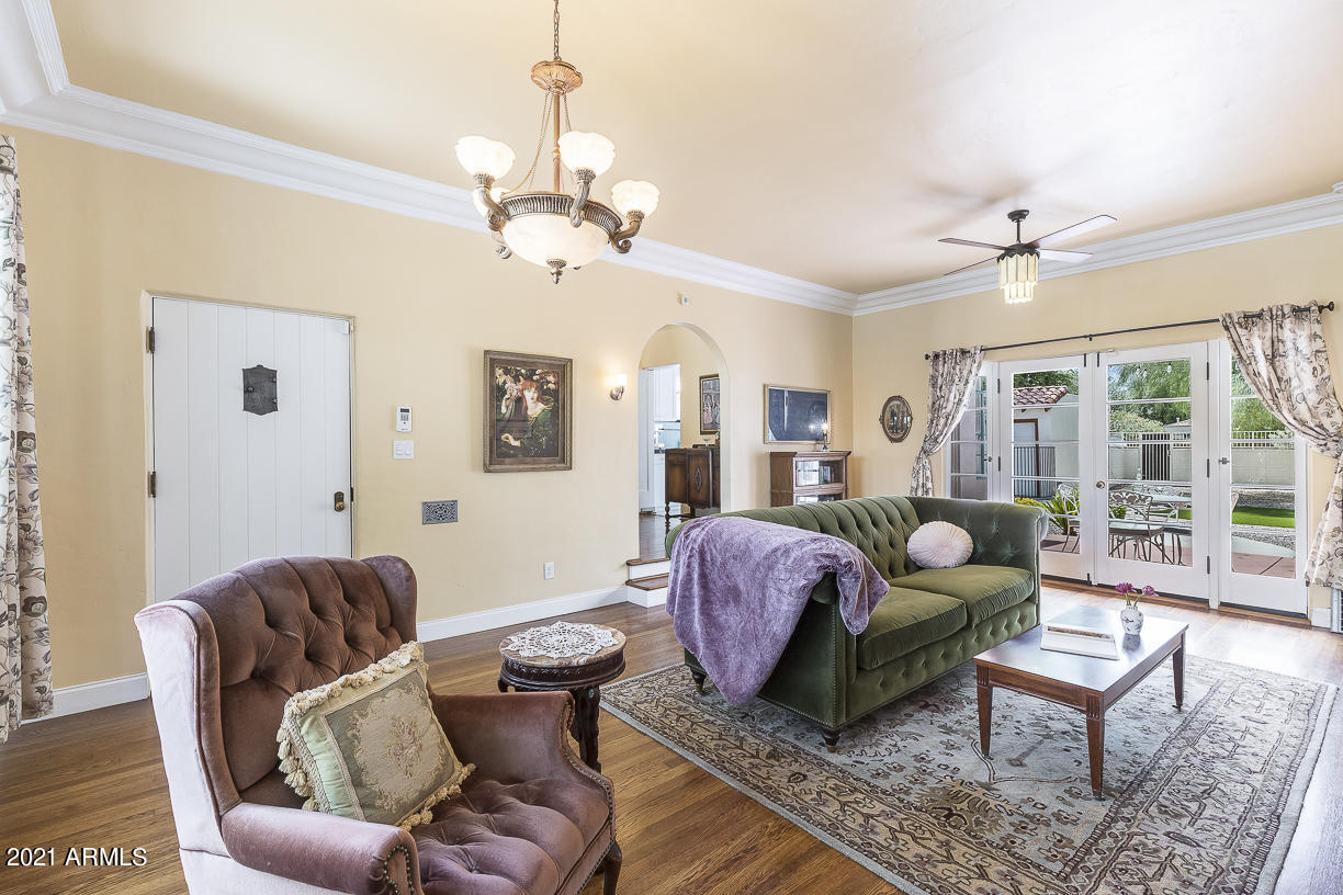 509 West Coronado Road Phoenix, AZ 85003 - Photo 9 of 37 Living room w/ French doors to back