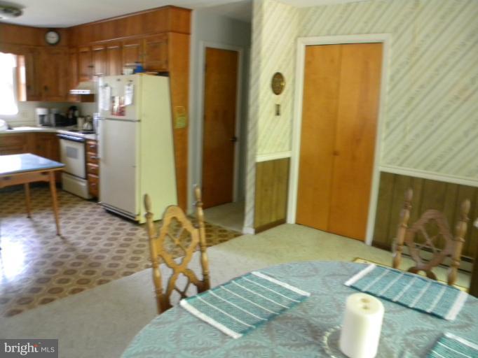 108 Deep Shore Road Denton, MD 21629 - Photo 18 of 27 Dining Room