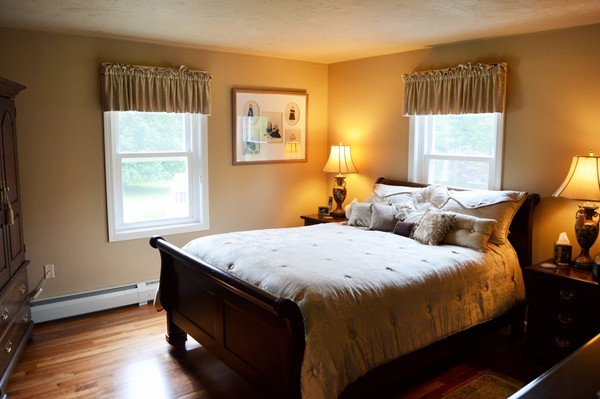 1549 Mammoth Road Dracut, MA 01826 - Photo 20 of 30 Gallery Image 20