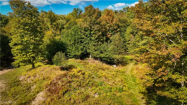 $89,900 | Tamblin Ridge, Bernhards Bay, NY 13028