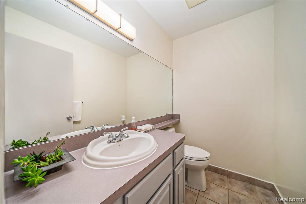 3136 Primrose Drive Rochester Hills, MI 48307 - Photo 15 of 37