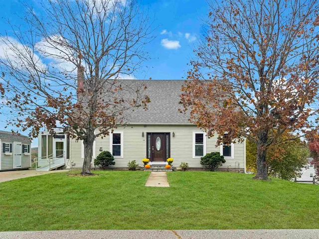 $474,000 | 19 Silver Hill Drive, Epsom, NH 03234