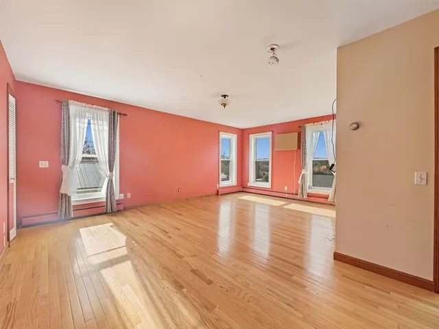 $499,000 | 19 Silver Hill Drive, Epsom, NH 03234