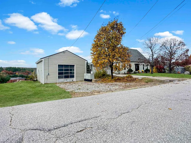 $499,000 | 19 Silver Hill Drive, Epsom, NH 03234