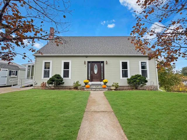 $499,000 | 19 Silver Hill Drive, Epsom, NH 03234
