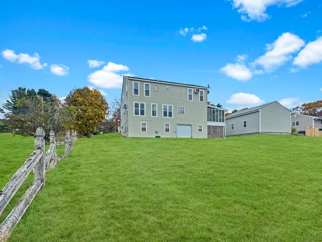 $499,000 | 19 Silver Hill Drive, Epsom, NH 03234