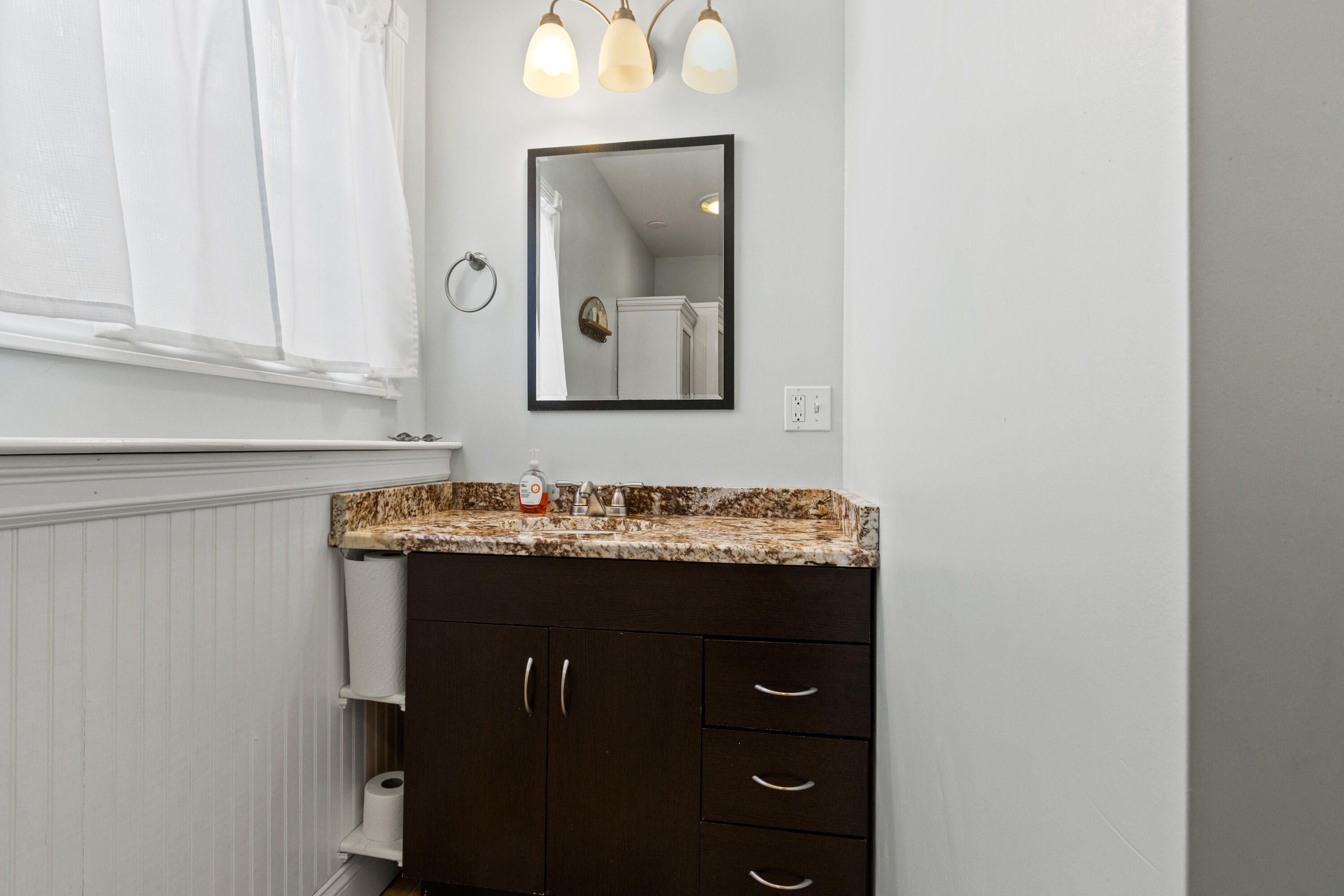 8 Oakland Street Saco, ME 04072 - Photo 35 of 43 035