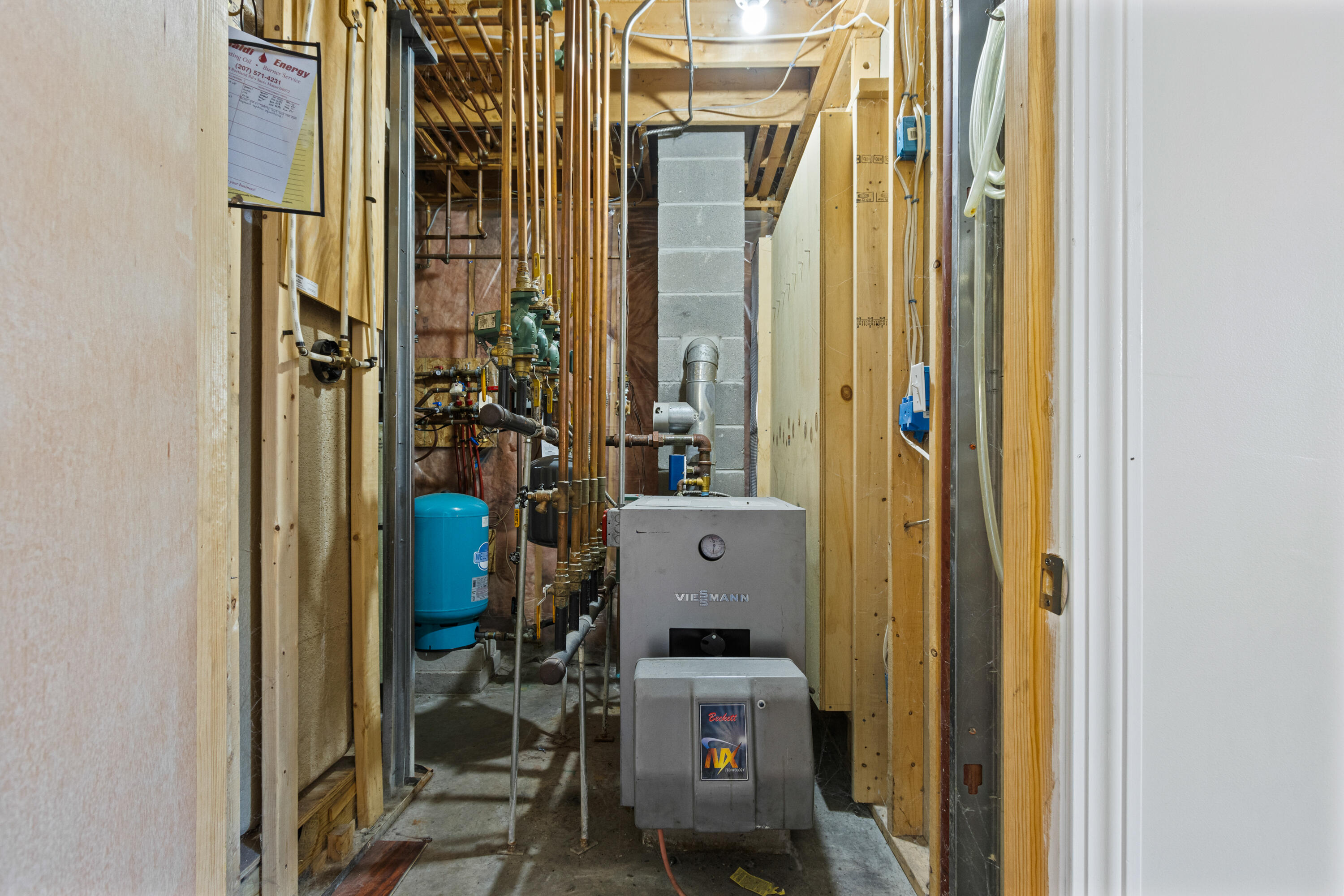 8 Oakland Street Saco, ME 04072 - Photo 36 of 43 036