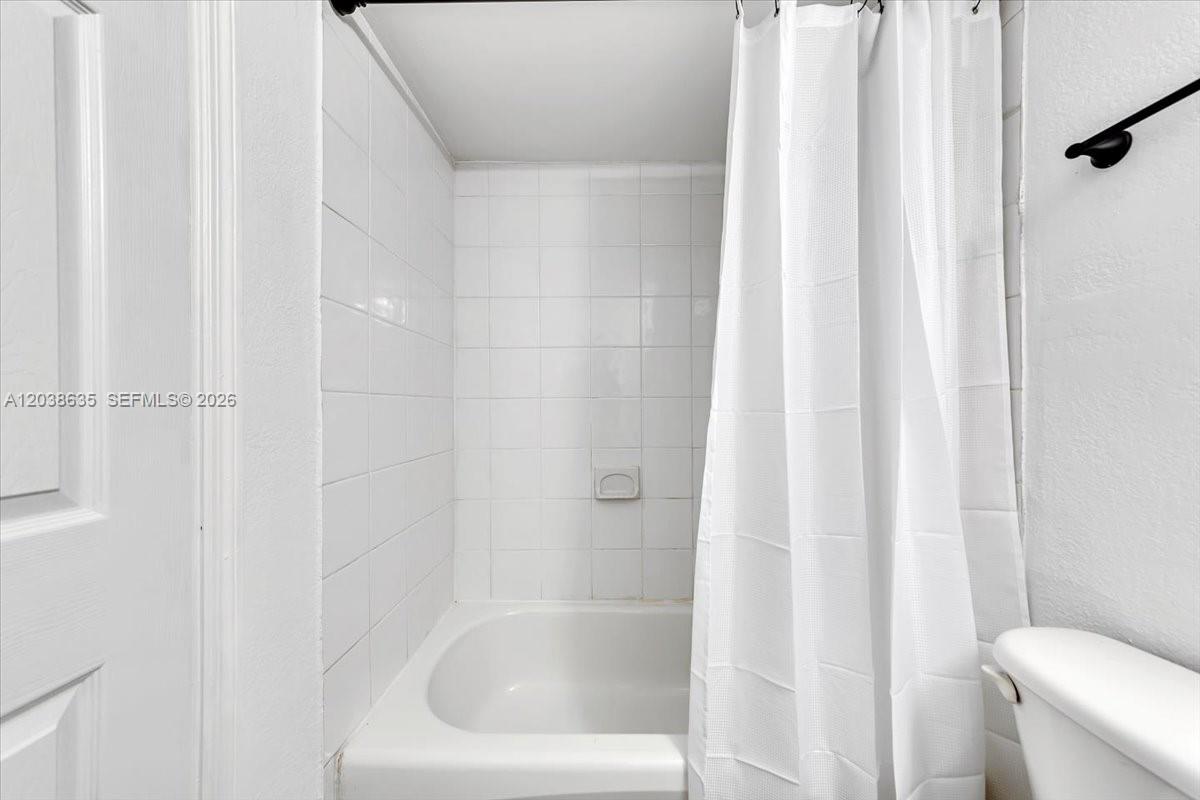 1405 Miami Road, Unit 7 Fort Lauderdale, FL 33316 - Photo 14 of 33