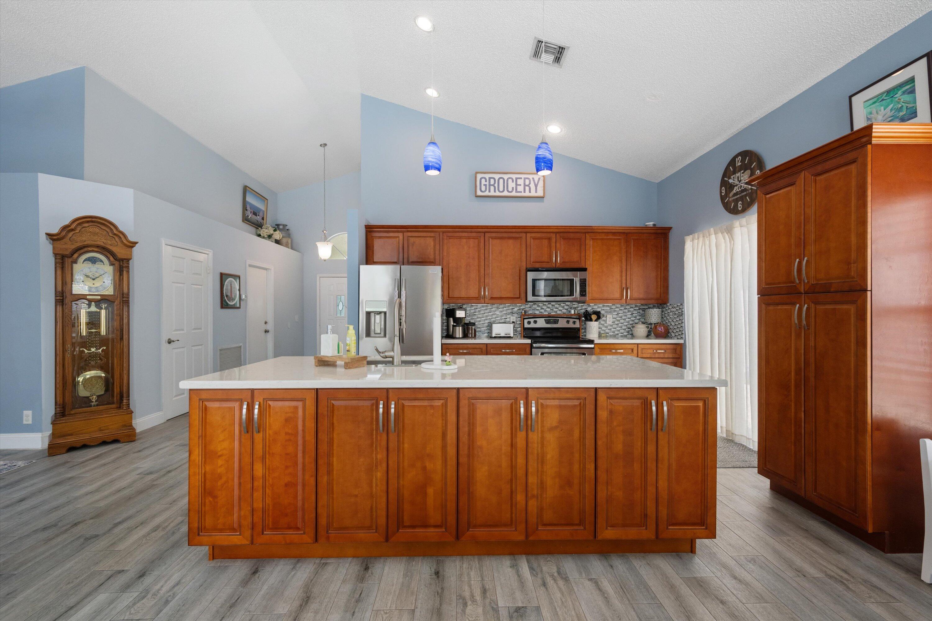 1103 Aviary Road Wellington, FL 33414 - Photo 9 of 45 11-DSC_9730