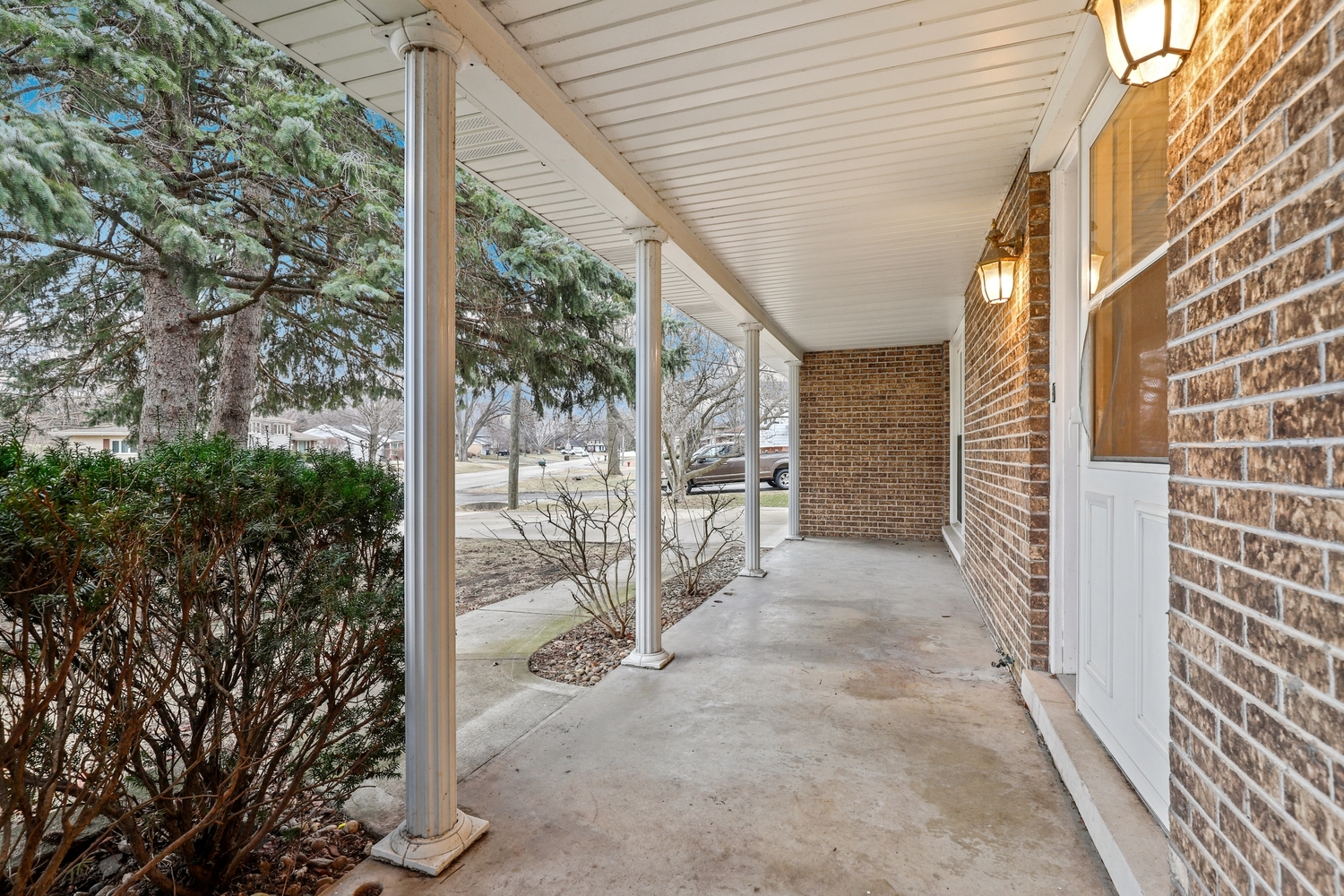 456 Ohio Road Frankfort, IL 60423 - Photo 3 of 34 Gallery Image 3