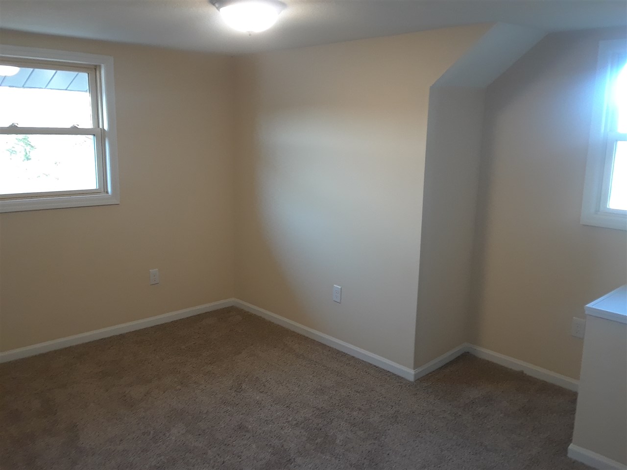 5719 West Dupont Road Fort Wayne, IN 46818 - Photo 21 of 36 Gallery Image 21