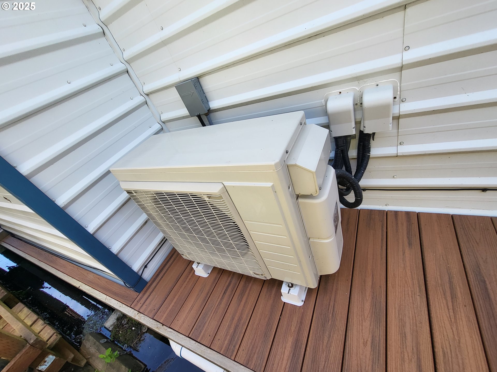 23538 Northwest St Helens Road, Unit S5 Portland, OR 97231 - Photo 3 of 48 a view of entryway