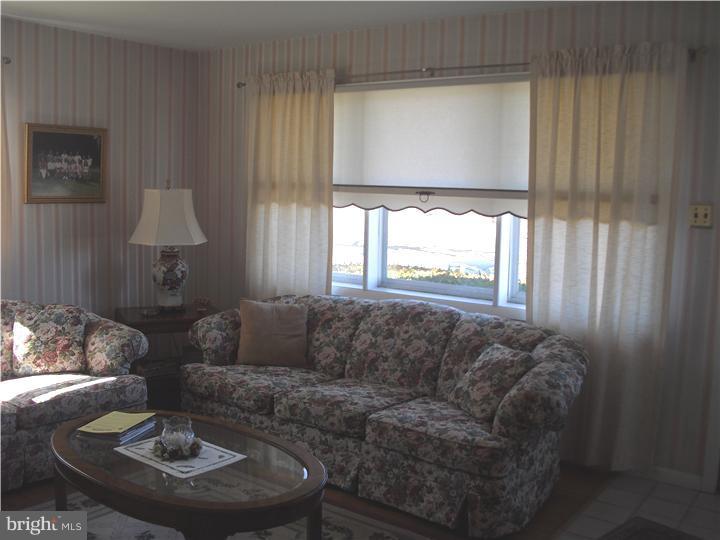 255 Lawrence Road Broomall, PA 19008 - Photo 2 of 18
