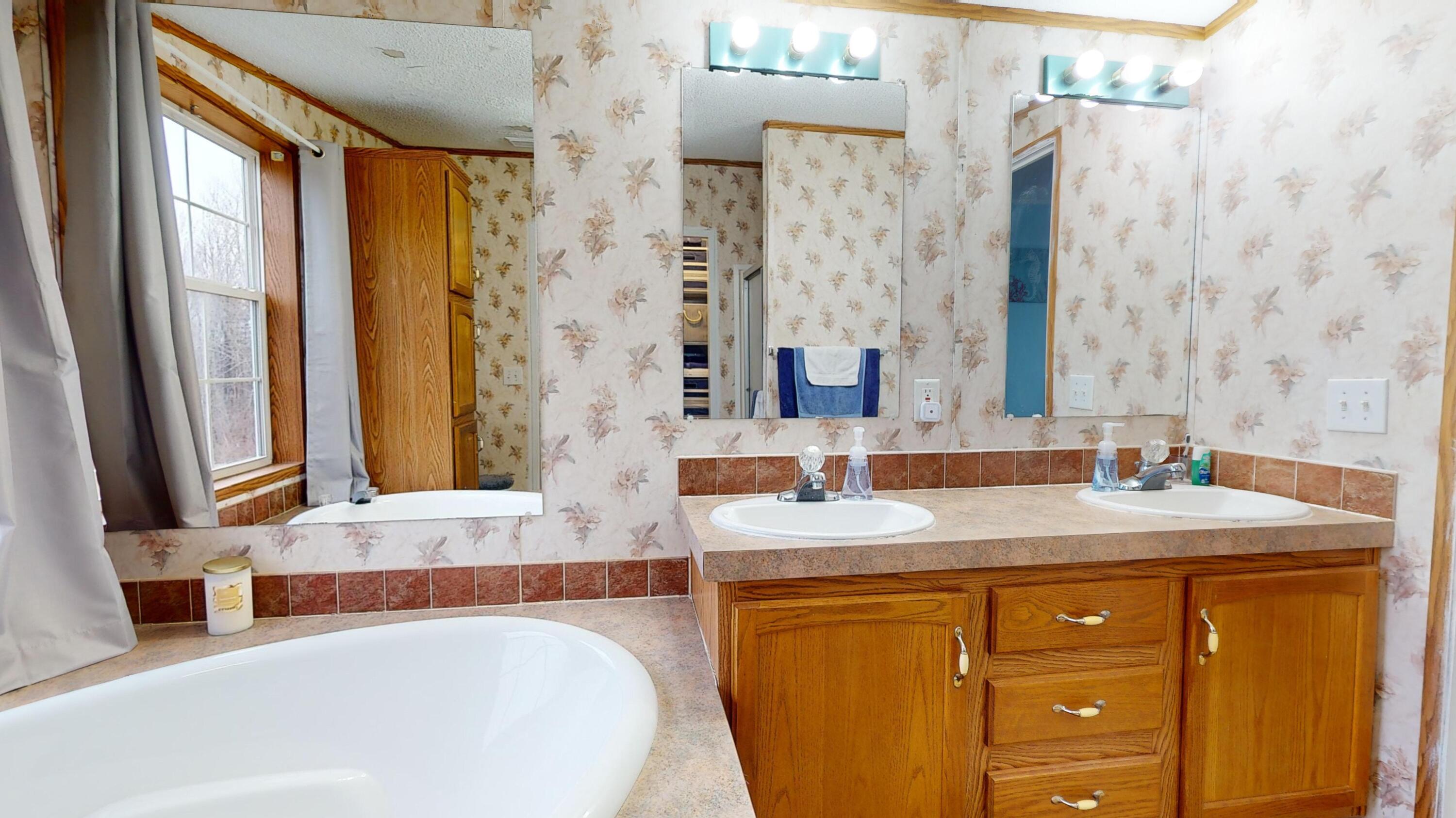190 Cobb Road Lee, ME 04455 - Photo 43 of 64 190-Cobb-Rd-04112024_204207