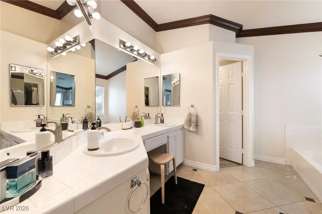 $2,200 | 130 Broken Rock Drive, Henderson, NV 89074