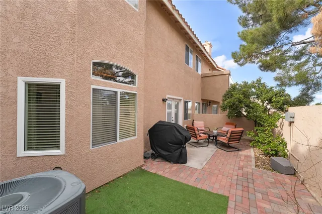 $2,200 | 130 Broken Rock Drive, Henderson, NV 89074
