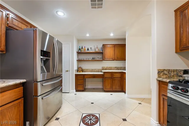 $2,200 | 130 Broken Rock Drive, Henderson, NV 89074