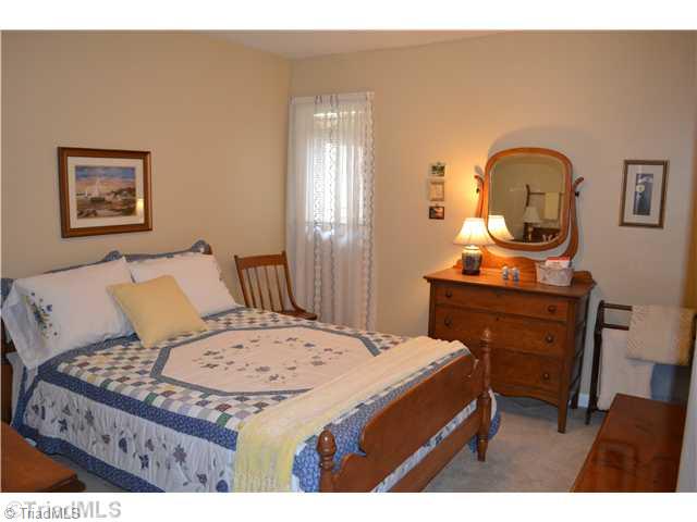 1809 Dantzler Road High Point, NC 27265 - Photo 11 of 16 3rd Bedroom. Another of the spacious bedrooms!