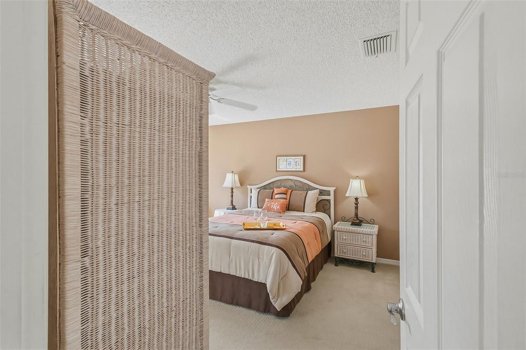 867 Oviedo Road Lady Lake, FL 32159 - Photo 17 of 35