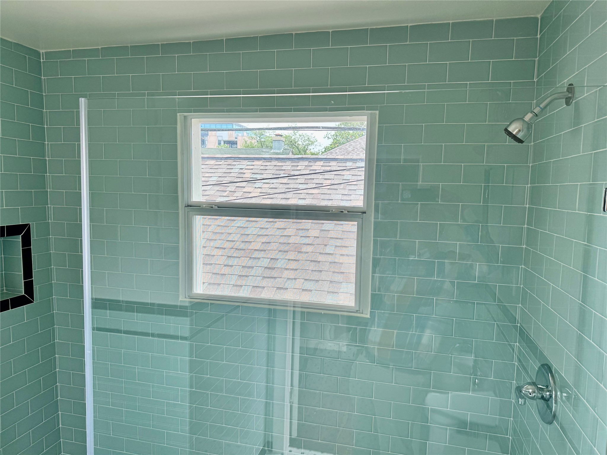 2608 Hopkins Street Houston, TX 77006 - Photo 34 of 42 a close up of a shower