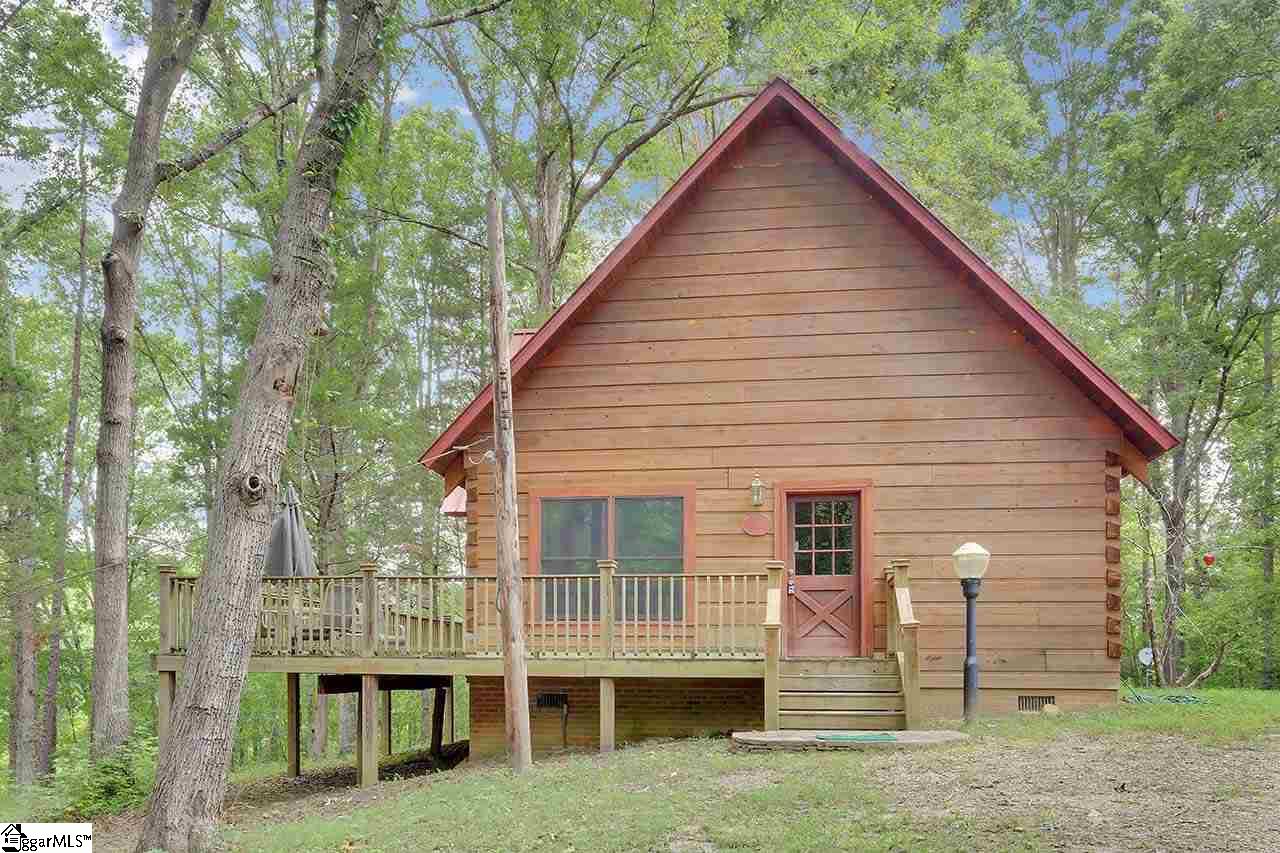 2220 Knighton Chapel Road Fountain Inn, SC 29644 - Photo 3 of 36